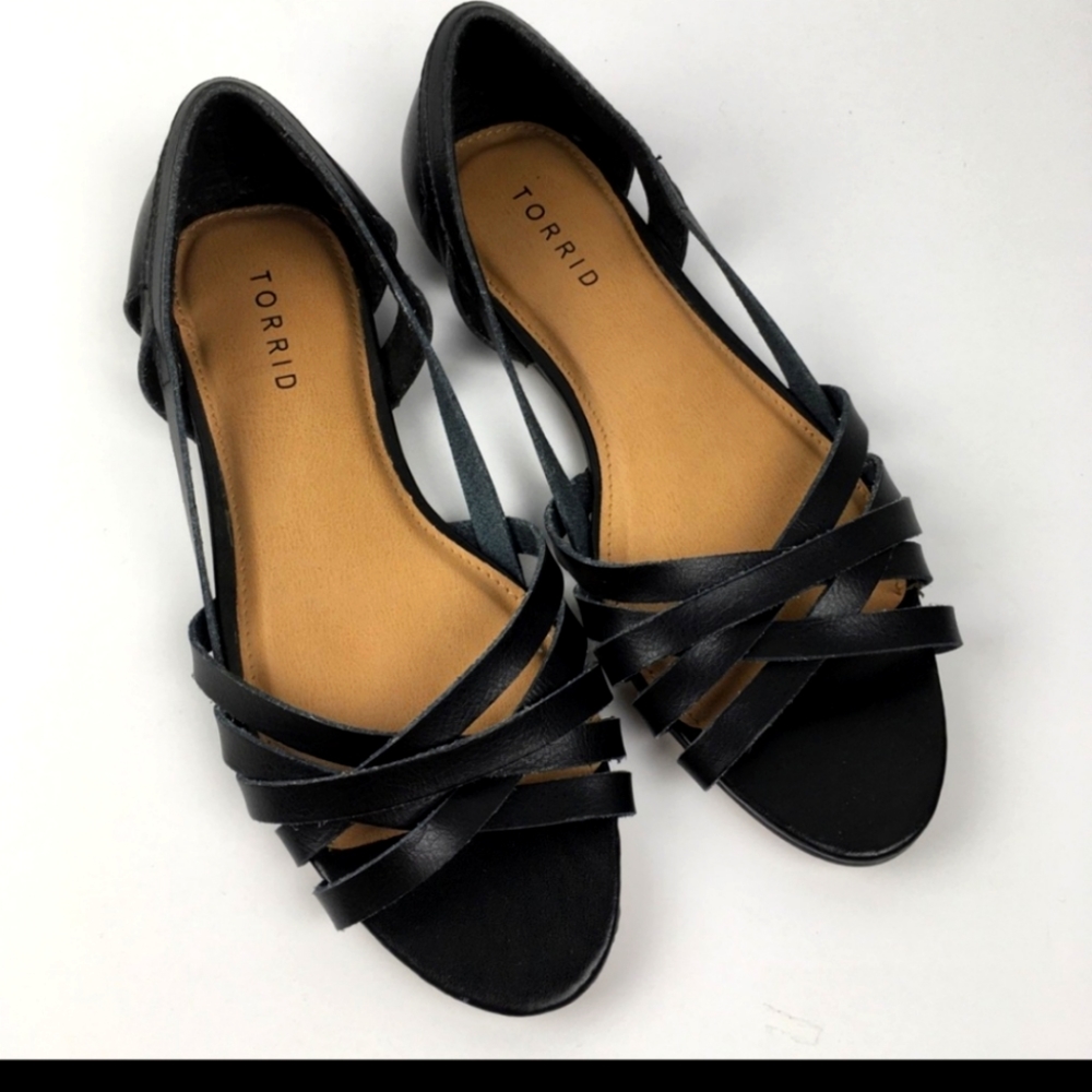 Torrid Size 8 Black Strappy Sandals